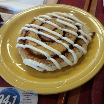 The Bada Bean - Cinnamon Roll Pancakes! - Breakfast & Brunch Near Me - Tallahassee, Florida