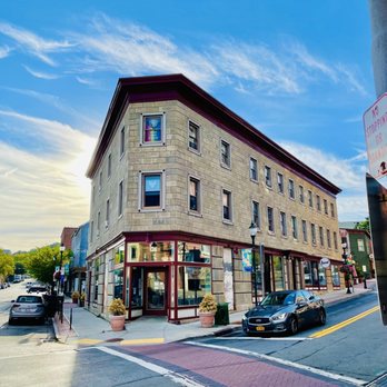 Peekskill Coffee - Exterior of Peekskill Coffeehouse - Coffee & Tea Near Me - Peekskill, New York