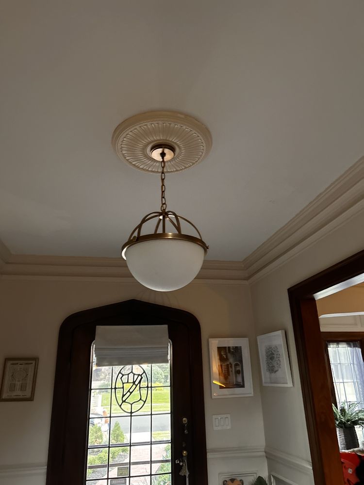 CHRISTIE’S LIGHTING Updated September 2024 2333 A N Pleasantburg Dr