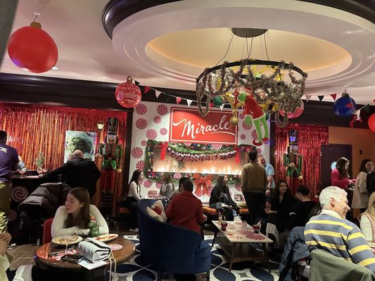 Miracle Bar at Kimpton Marlowe by null