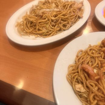 Wok of Flame - Try and spot vegetables and meat in the chow mein I couldn't - Chinese Near Me - Davis, California Wok of Flame - Try and spot vegetables and meat in the chow mein I couldn't - Chinese Near Me - Davis, California