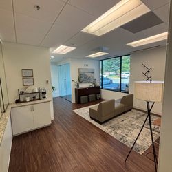Mosaic Virginia - Waiting Room at Mosaic Virginia Herndon.