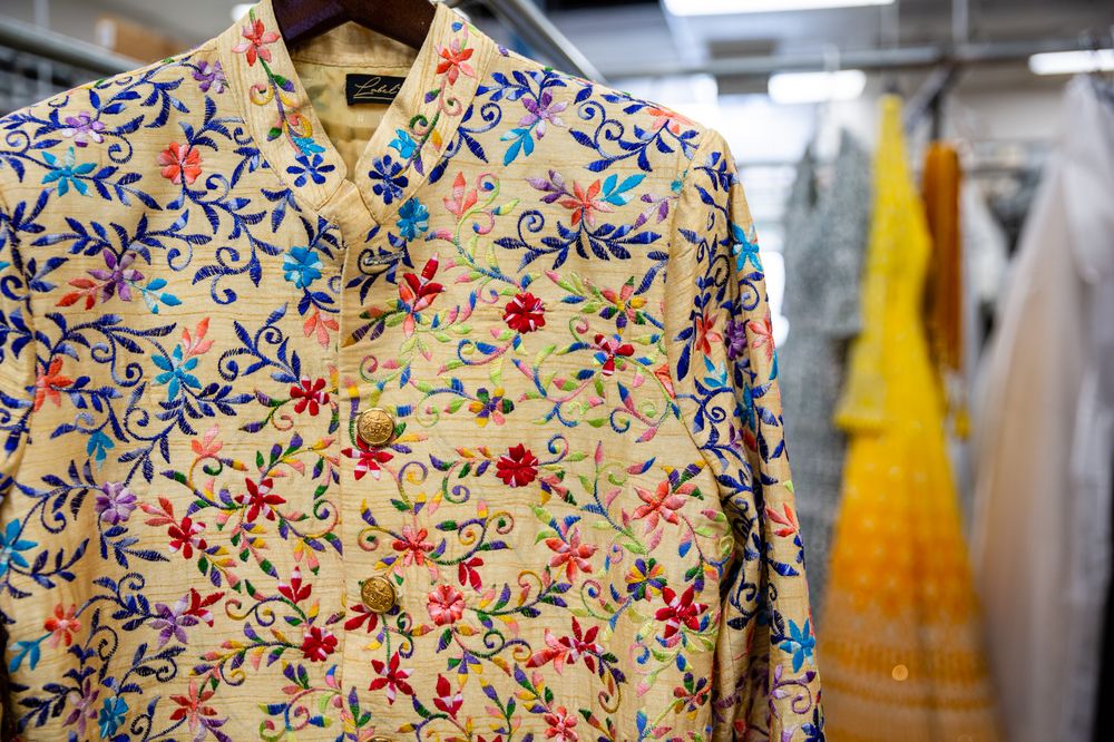 LUX CLEANERS & ALTERATIONS Updated August 2024 68 Photos & 138