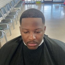 Prime Time Barbershop and Beauty Bar - Fresh line