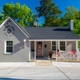 Exterior photo of Dennis Best Men's Salon - Durham, North Carolina Exterior photo of Dennis Best Men's Salon - Durham, North Carolina