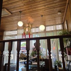 New Club Cafe