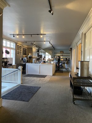 IKE Box Café by null