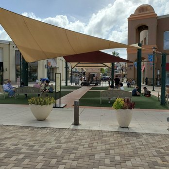 Fresh Market at Wiregrass - Nov 2020: Still live music on market Saturdays-- multiple artists - Farmers Market Near Me - Wesley Chapel, Florida Fresh Market at Wiregrass - Nov 2020: Still live music on market Saturdays-- multiple artists - Farmers Market Near Me - Wesley Chapel, Florida