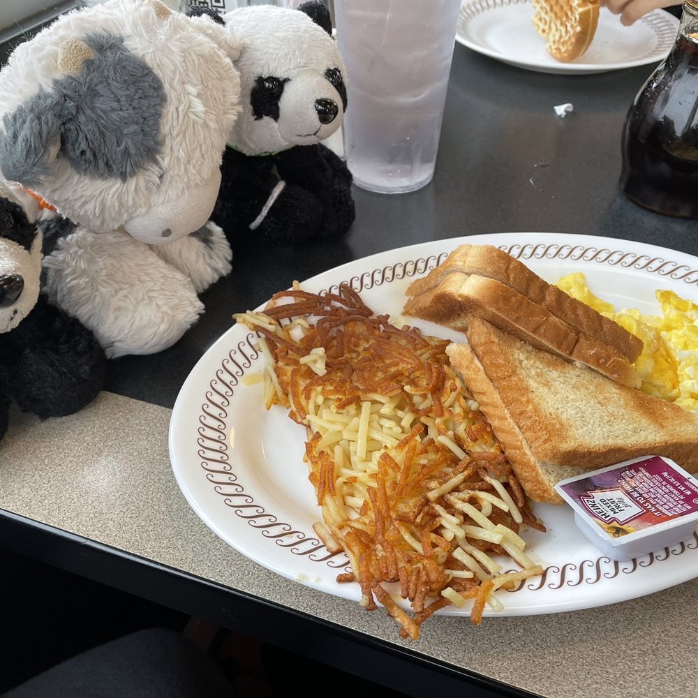 Waffle House - 2 egg platter with hash browns - American Near Me - Lonoke, Arkansas Waffle House - 2 egg platter with hash browns - American Near Me - Lonoke, Arkansas