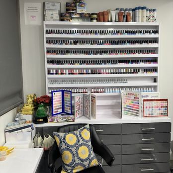 Top Nails & Spa - Front desk - Nail Salons Near Me - Los Angeles, California Top Nails & Spa - Front desk - Nail Salons Near Me - Los Angeles, California