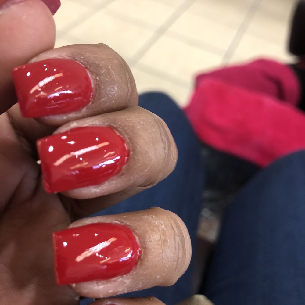 Uneven and not even painted right Uneven and not even painted right