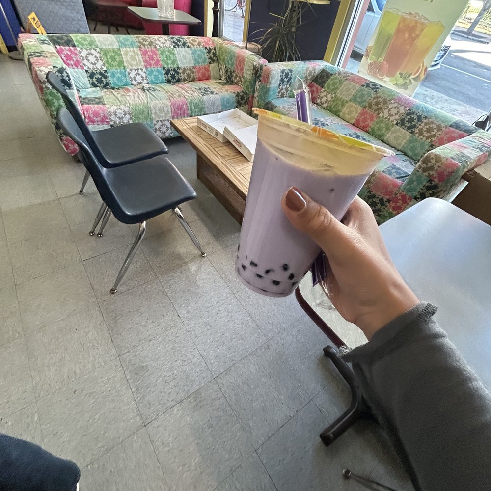Tarp Boba! First time getting boba and I love boba now! Its delicious and sweet definitely worth it! Tarp Boba! First time getting boba and I love boba now! Its delicious and sweet definitely worth it!
