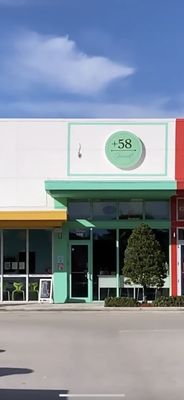 +58 Gourmet by null