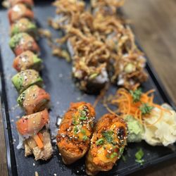 Daikon Vegan Sushi - Sunset roll, spider roll, spicy tuna pocket