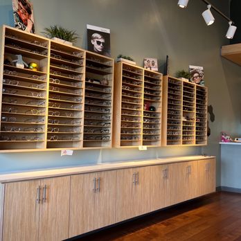 Eyedeal Care Optometry - Glasses - Optometrists Near Me - Van Nuys, California