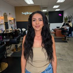 Natural Hair and wet before the "Couture Haircut" Service