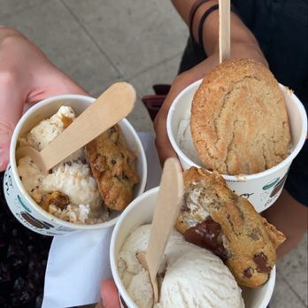 Hello Robin - open face ice cream sandwiches - Bakeries Near Me - Seattle, Washington