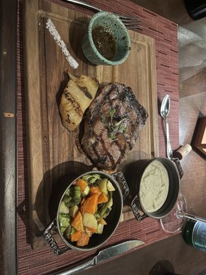 Canvas Bar & Restaurante by null