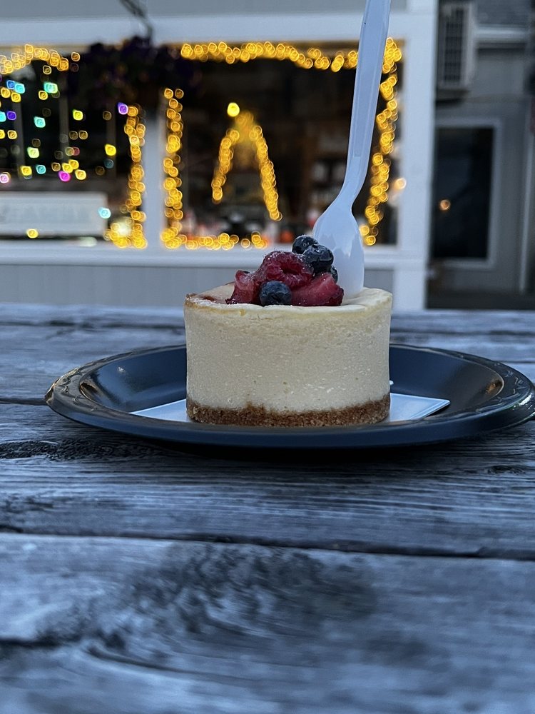 DOWNEAST ICE CREAM FACTORY Updated September 2024 99 Photos & 140