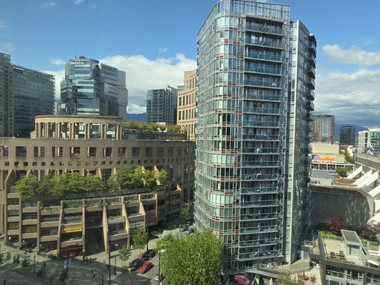 Rosedale on Robson Suite Hotel by null