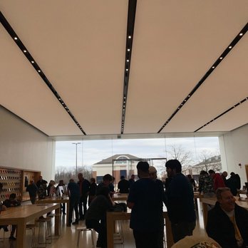 Apple Deer Park - Mobile Phones Near Me - Deer Park, Illinois