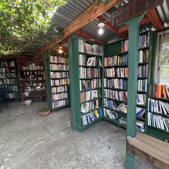 Bart's Books - Bookstores Near Me - Ojai, California