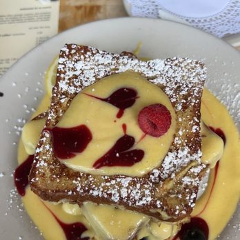 M henry - Lemon curd French toast - Breakfast & Brunch Near Me - Chicago, Illinois M henry - Lemon curd French toast - Breakfast & Brunch Near Me - Chicago, Illinois