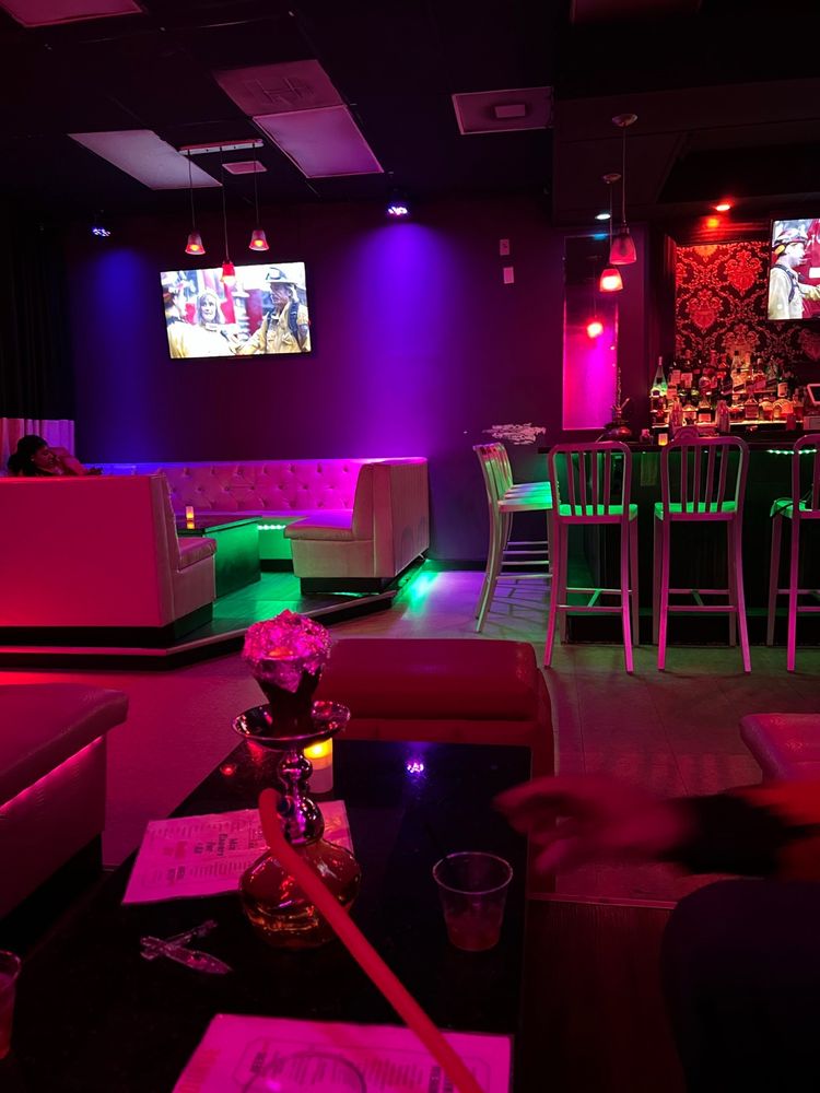 HAHU LOUNGE Updated October 2024 11 Photos 832 Hambrick Rd, Stone Mountain,