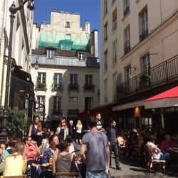 Les terrasses sont pleines :)