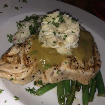 Tortuga's Lie - Tuna medium rare with lump crab meat on top and garlic mash - Seafood Near Me - Nags Head, North Carolina Tortuga's Lie - Tuna medium rare with lump crab meat on top and garlic mash - Seafood Near Me - Nags Head, North Carolina
