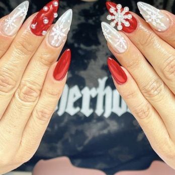 CiMeBeauty Nail Studio - My Christmas nails freshly - Nail Technicians Near Me - Los Angeles, California