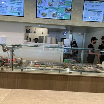 Nine Five Pho - Lunch line style ordering - Vietnamese Near Me - Pembroke Pines, Florida