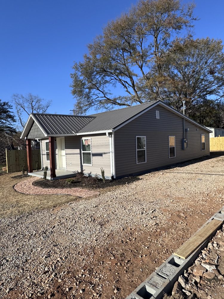 Slide of Carcamo Roofing