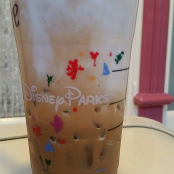 Market House - Venti Iced Cloud Macchiato - Cafes Near Me - Anaheim, California