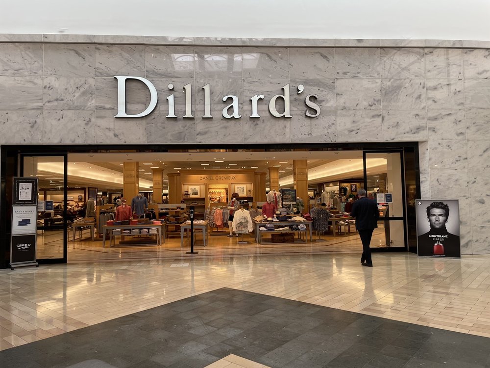 DILLARD’S Updated October 2024 61 Photos & 26 Reviews 5000 Shelbyville Rd, Louisville