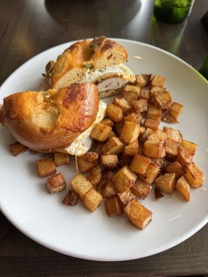 Christina's American Table by null