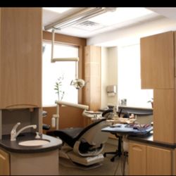 J. Han Dental Design