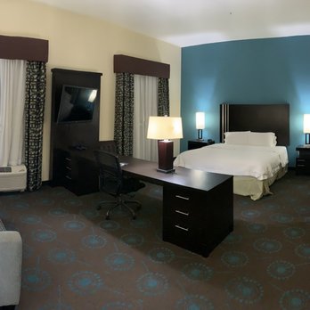 Hampton Inn Beeville - Special needs bedroom - Hotels Near Me - Beeville, Texas Hampton Inn Beeville - Special needs bedroom - Hotels Near Me - Beeville, Texas