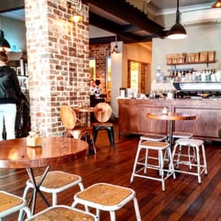Kürtösh - Love the rustic interior space