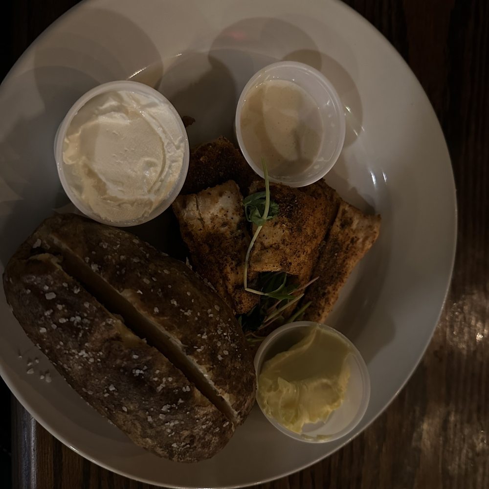 Fish Camp On Lake Eustis - Mahi, baked potatoes. - Seafood Near Me - Tavares, Florida