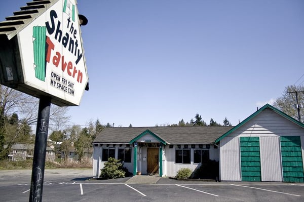 Shanty Tavern by null