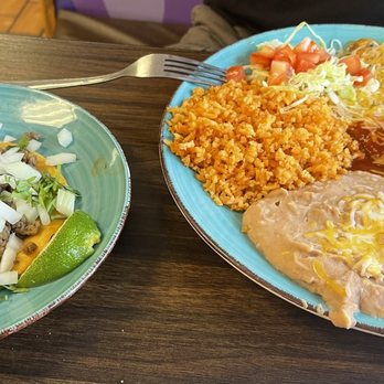Ramona's Mexican Café - Combo plate - Mexican Near Me - Albuquerque, New Mexico