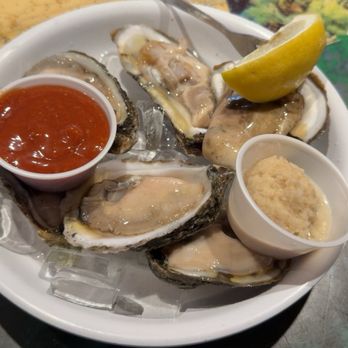 Rockefellers Raw Bar - The horseradish was so good on the oysters - Seafood Near Me - North Myrtle Beach, South Carolina Rockefellers Raw Bar - The horseradish was so good on the oysters - Seafood Near Me - North Myrtle Beach, South Carolina