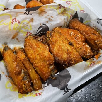 Wingit210 - Spicy garlic Parmesan - Chicken Wings Near Me - Cibolo, Texas