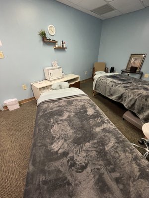 Float Norfolk - Image 2