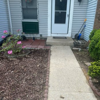 GoodNeighbor Exterior Services - My pavement so clean - Pressure Washers Near Me