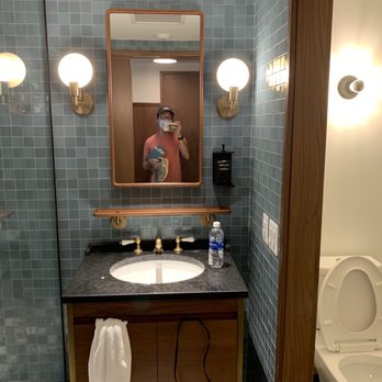 Eaton DC - Bathroom - Hotels Near Me - Washington, DC, District of Columbia Eaton DC - Bathroom - Hotels Near Me - Washington, DC, District of Columbia