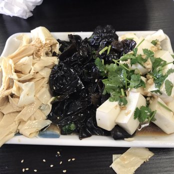 Laoxier noodle house - Cold dishes: bean curd salad, wood ear mushroom, tofu pig skin - Chinese Near Me - Arcadia, California Laoxier noodle house - Cold dishes: bean curd salad, wood ear mushroom, tofu pig skin - Chinese Near Me - Arcadia, California
