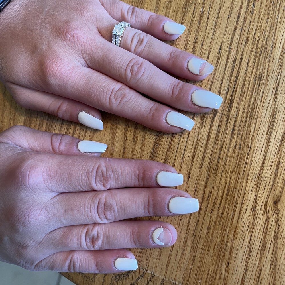 5/10 acrylics chipped 5/10 acrylics chipped