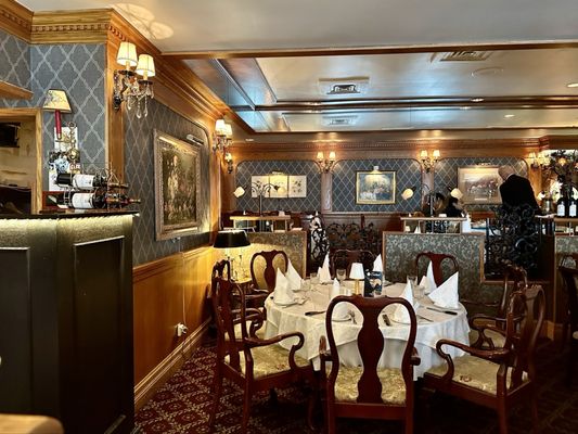 Peters Fine Dining by null